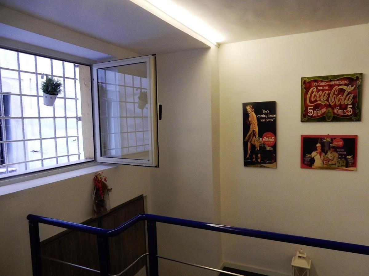 Appartamento Nini Short Lets Napoli Exterior foto